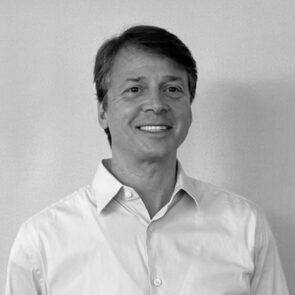 Oliver Mitchell Headshot