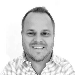 Robert Effinger Headshot